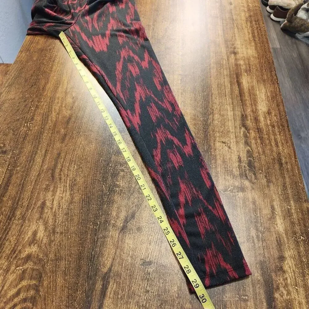 Nollie 2000s emo leggings